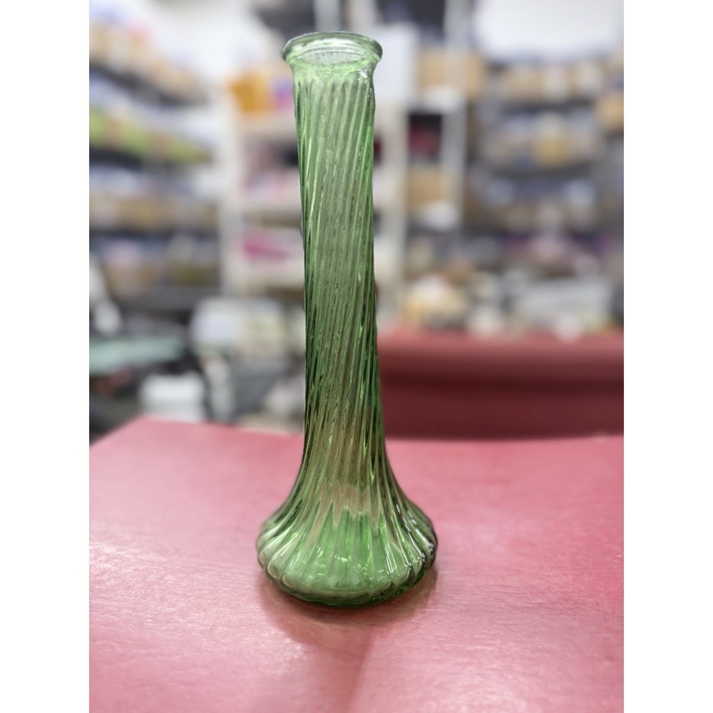 Vintage EO Brody‎ Co Decorative Green Bud Vase Cincinnati Ohio, USA Made
